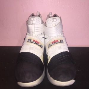 LeBron Soldier 10 “Black Toe”